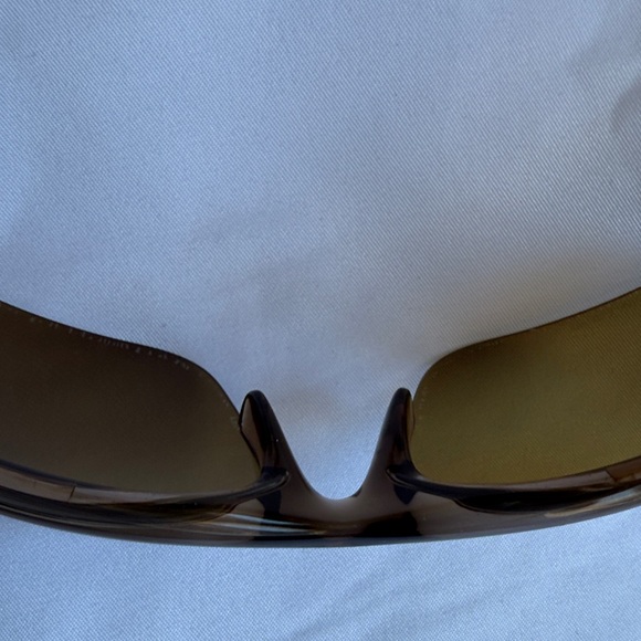Brown Oakley Bottle Rocket Sunglasses with Tinted Lenses - Picture 11 of 11
